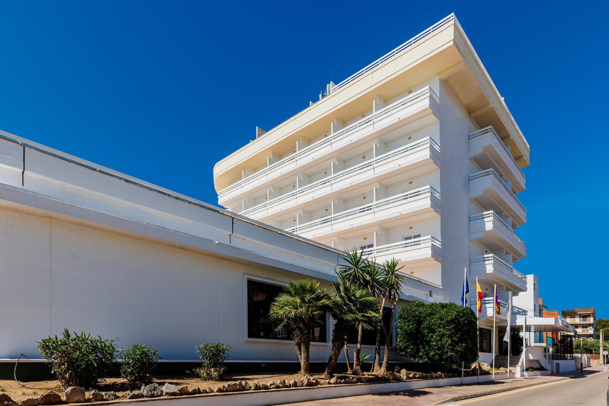 Bellevue Belsana Porto Colom Exterior foto