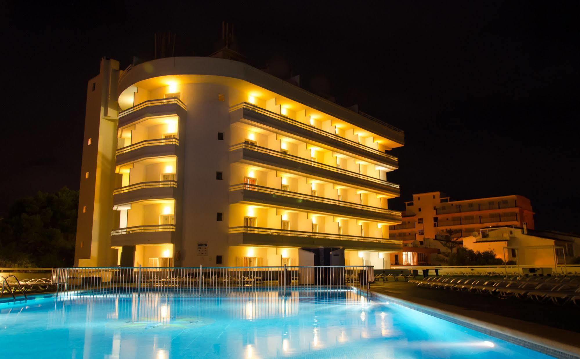 Bellevue Belsana Porto Colom Exterior foto