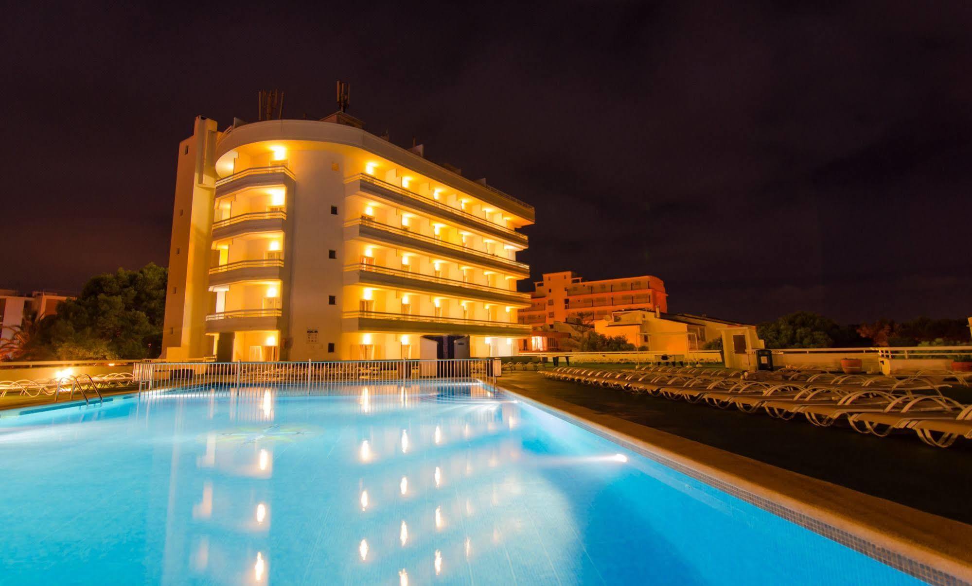 Bellevue Belsana Porto Colom Exterior foto