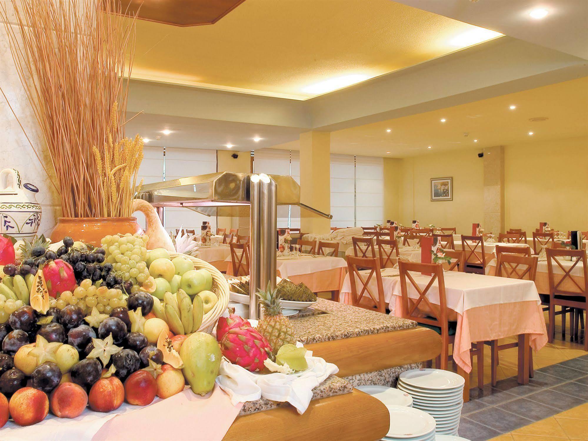 Bellevue Belsana Porto Colom Exterior foto